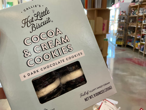 CALLIE’S HOT LITTLE BISCUIT COCOA & CREAM